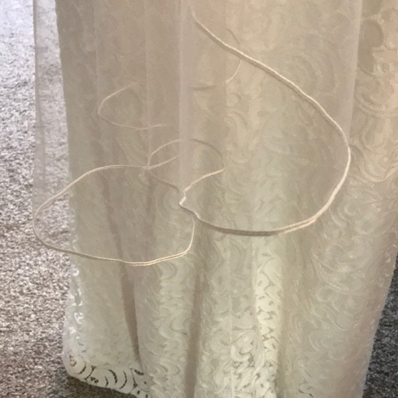 Giselle Veil, Ivory Cascade